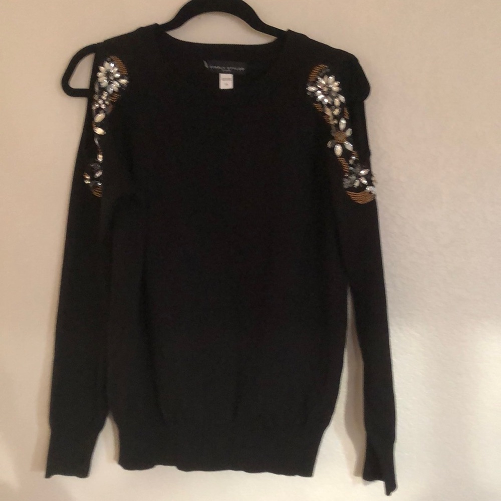 Simply styled embellished sweater, shoulder cut outs